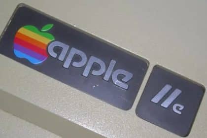 Apple IIe Runs Telnet BBS via Raspberry Pi for Fun
