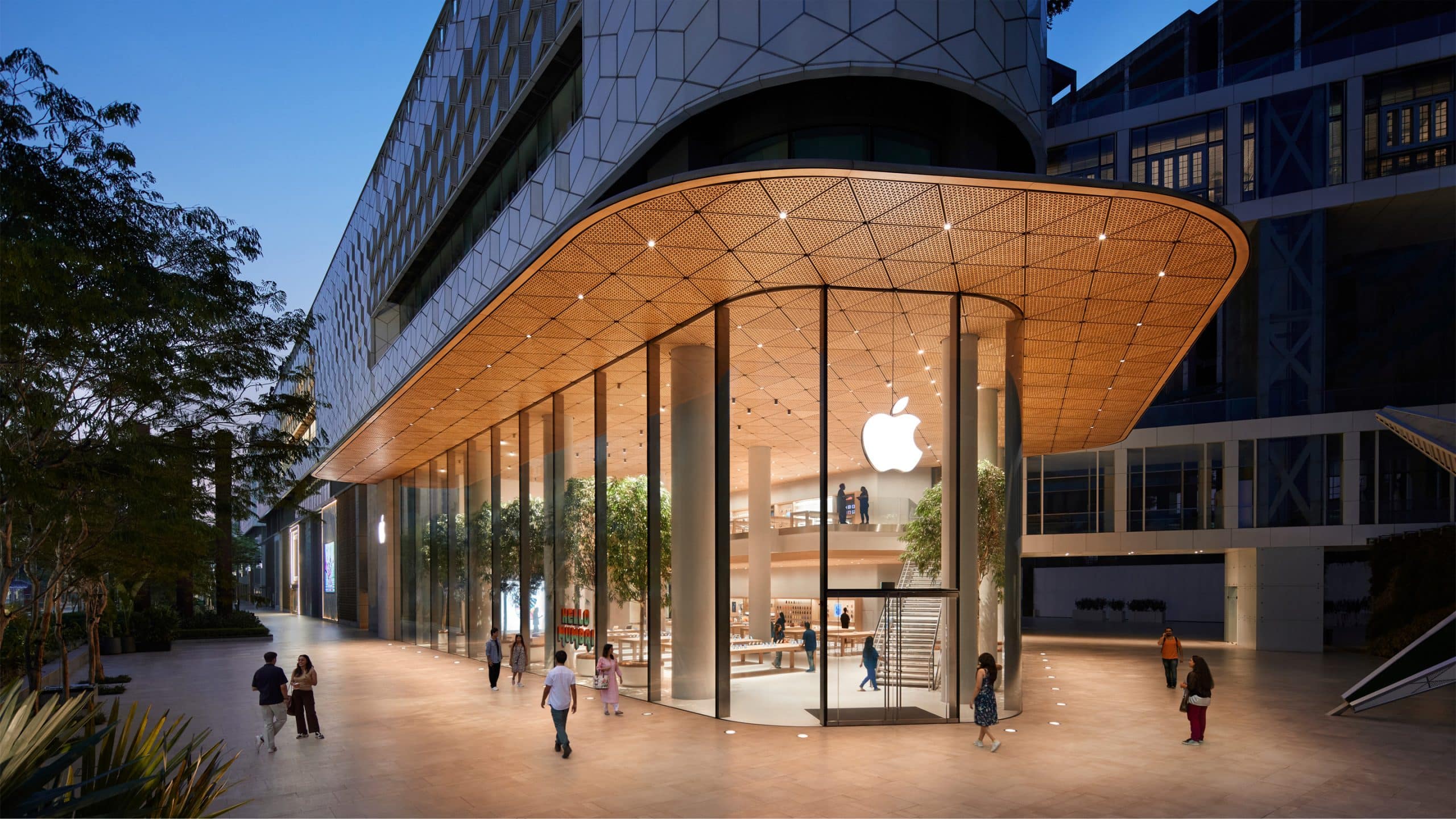 Apple BKC in Mumbai