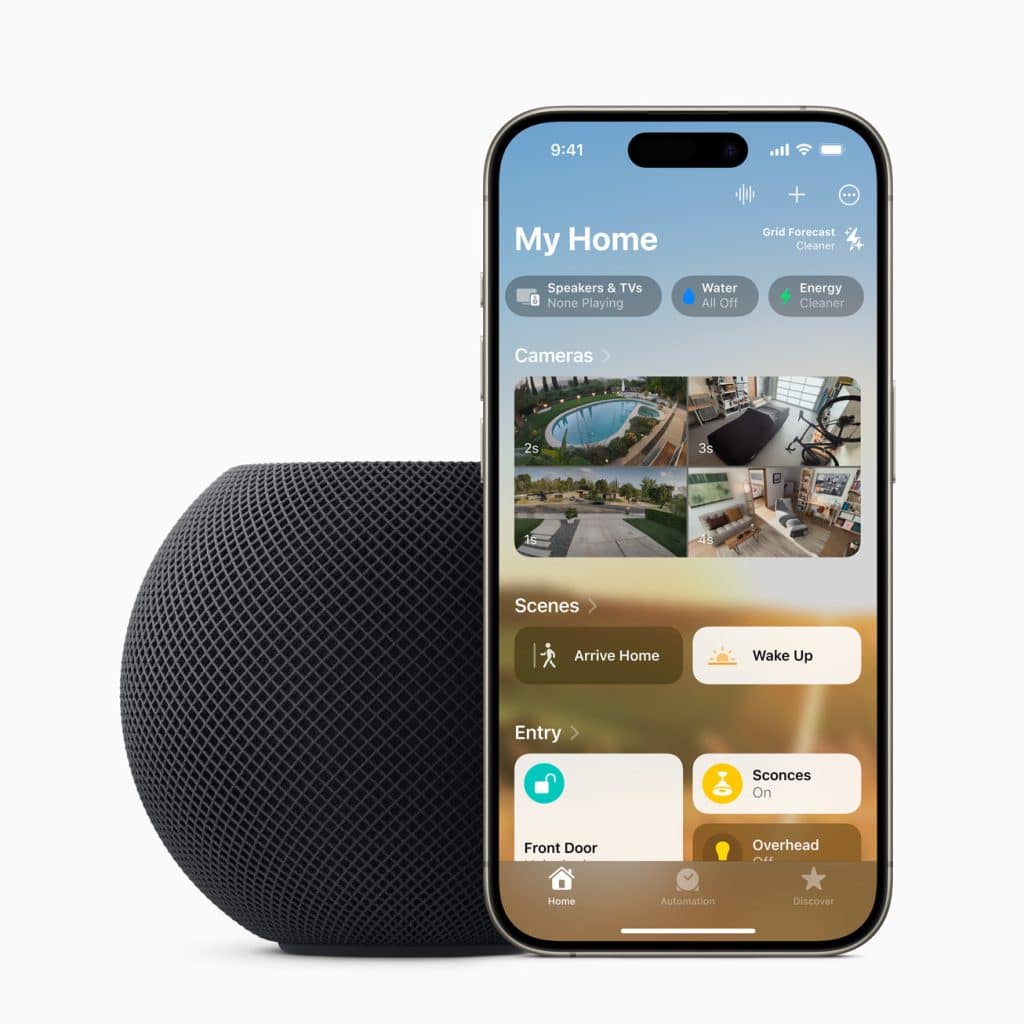 The Apple HomePod Mini connected with Siri