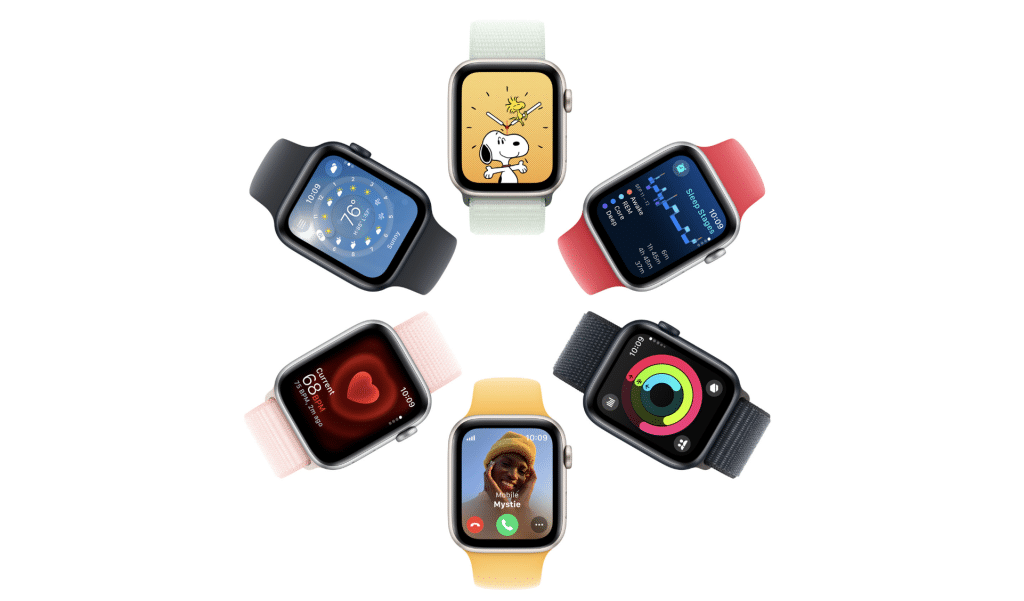 Apple Watch SE with Plastic Casing