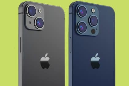 Two iPhone 17 models with camera on a green background.