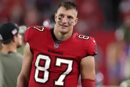 Rob Gronkowski in Buccaneers jersey.